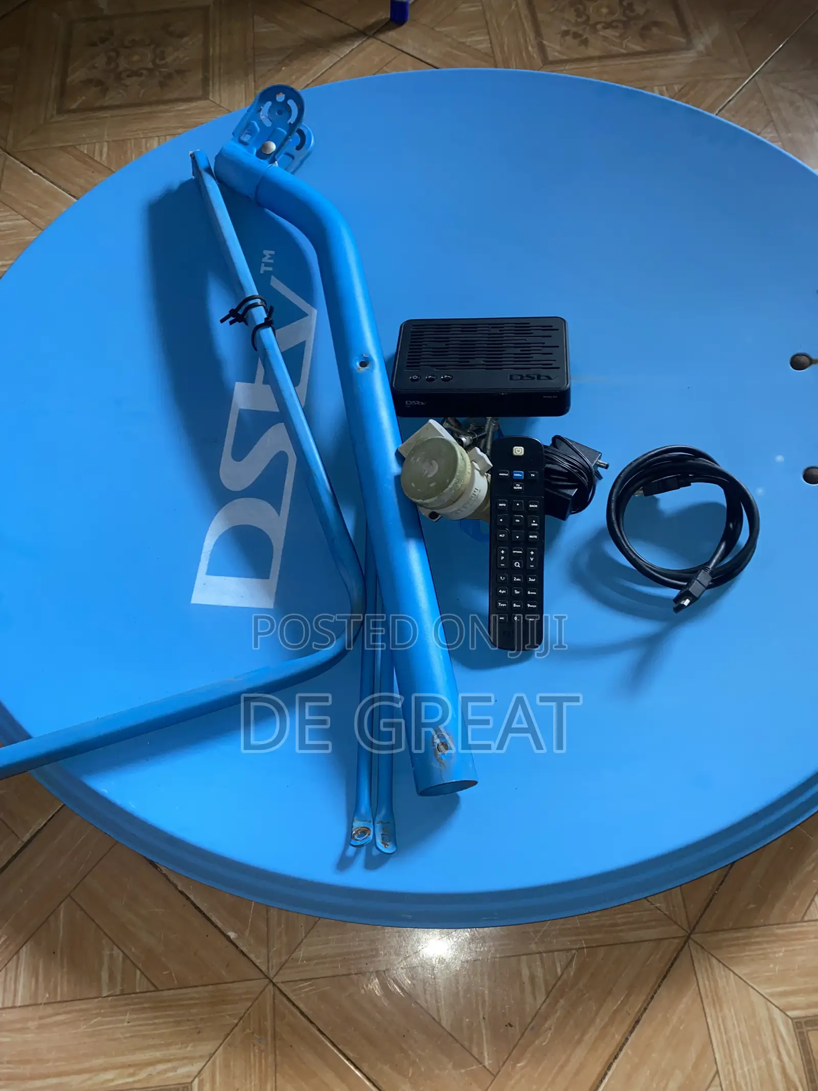 DSTV Decoder