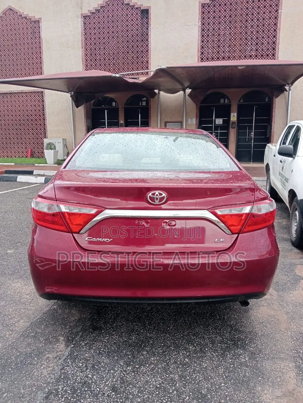 Toyota Camry 2016 Red