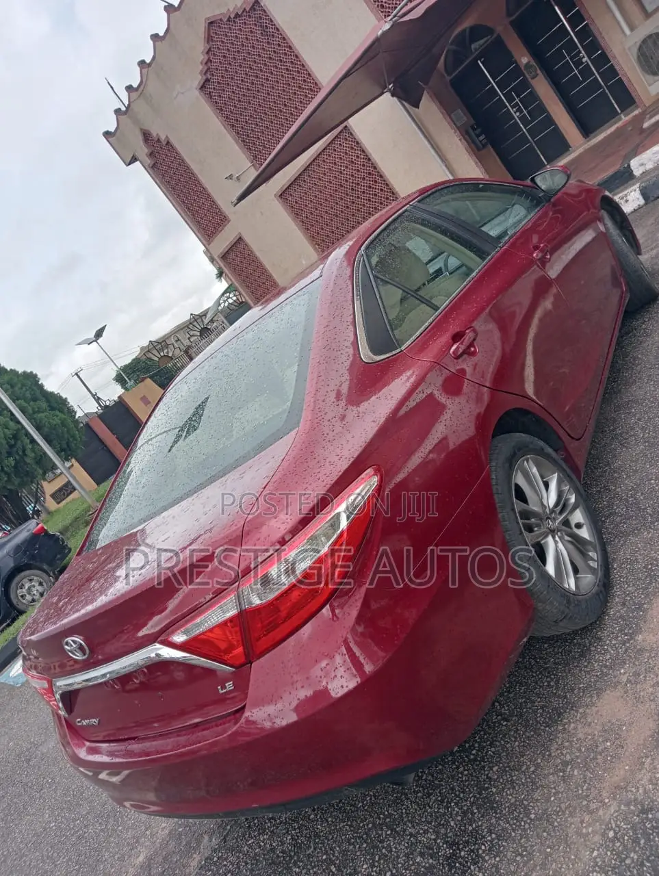 Toyota Camry 2016 Red