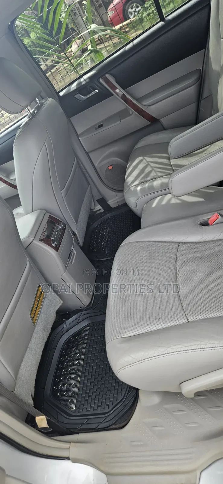 Toyota Highlander 2012 Silver
