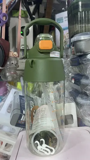 2000ml Water Bottles