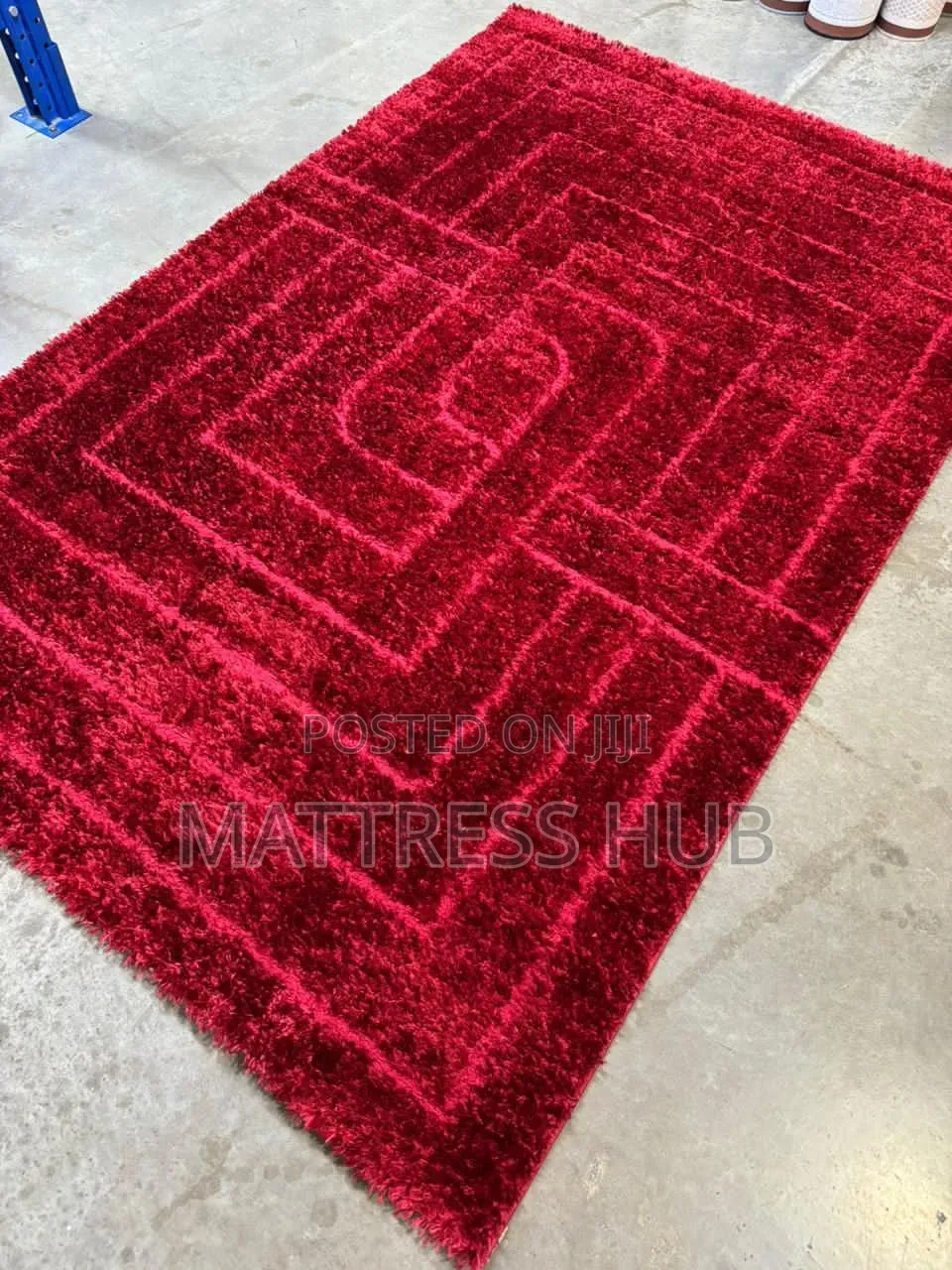 Plain Turkish Centre Rug 5ft X 7ft
