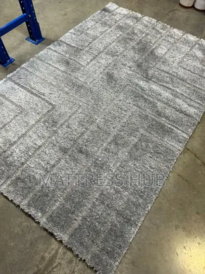 Plain Turkish Centre Rug 5ft X 7ft