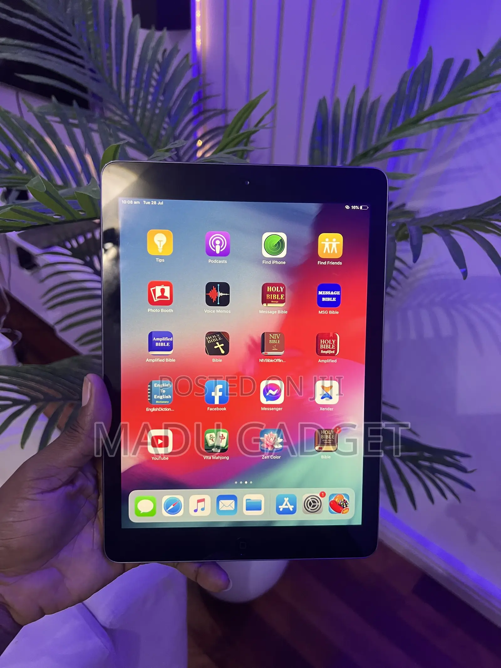 Apple iPad Air 16 GB Gray