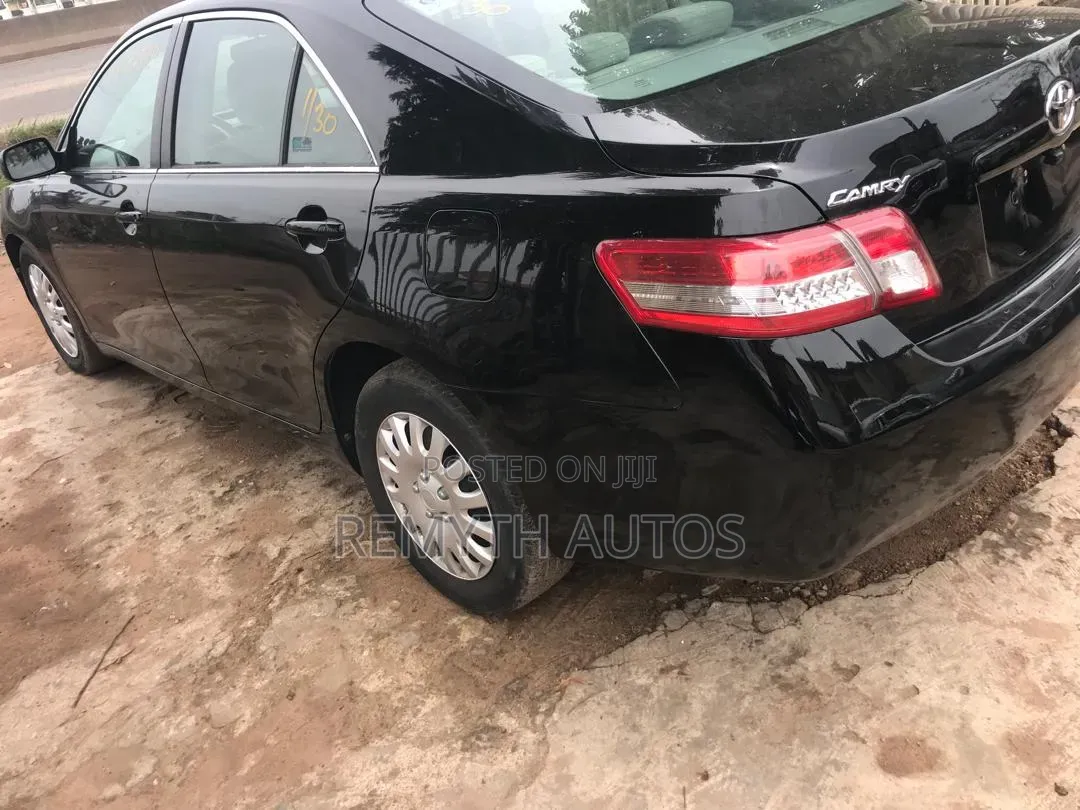 Toyota Camry 2010 Black