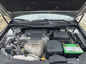 Toyota Camry SE 4dr Sedan (2.5L 4cyl 6A) 2015 Silver