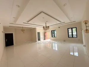 2bdrm Block of Flats in Maitama for rent