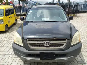 Honda Pilot 2004 Black
