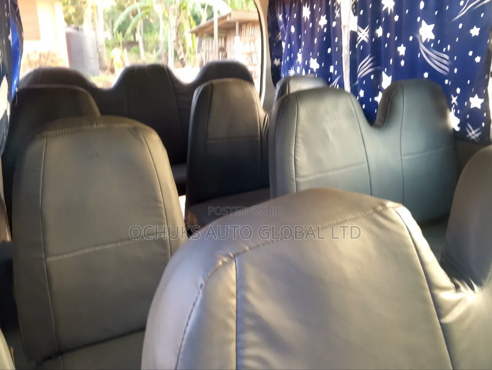 Toyota HiAce 2001 White