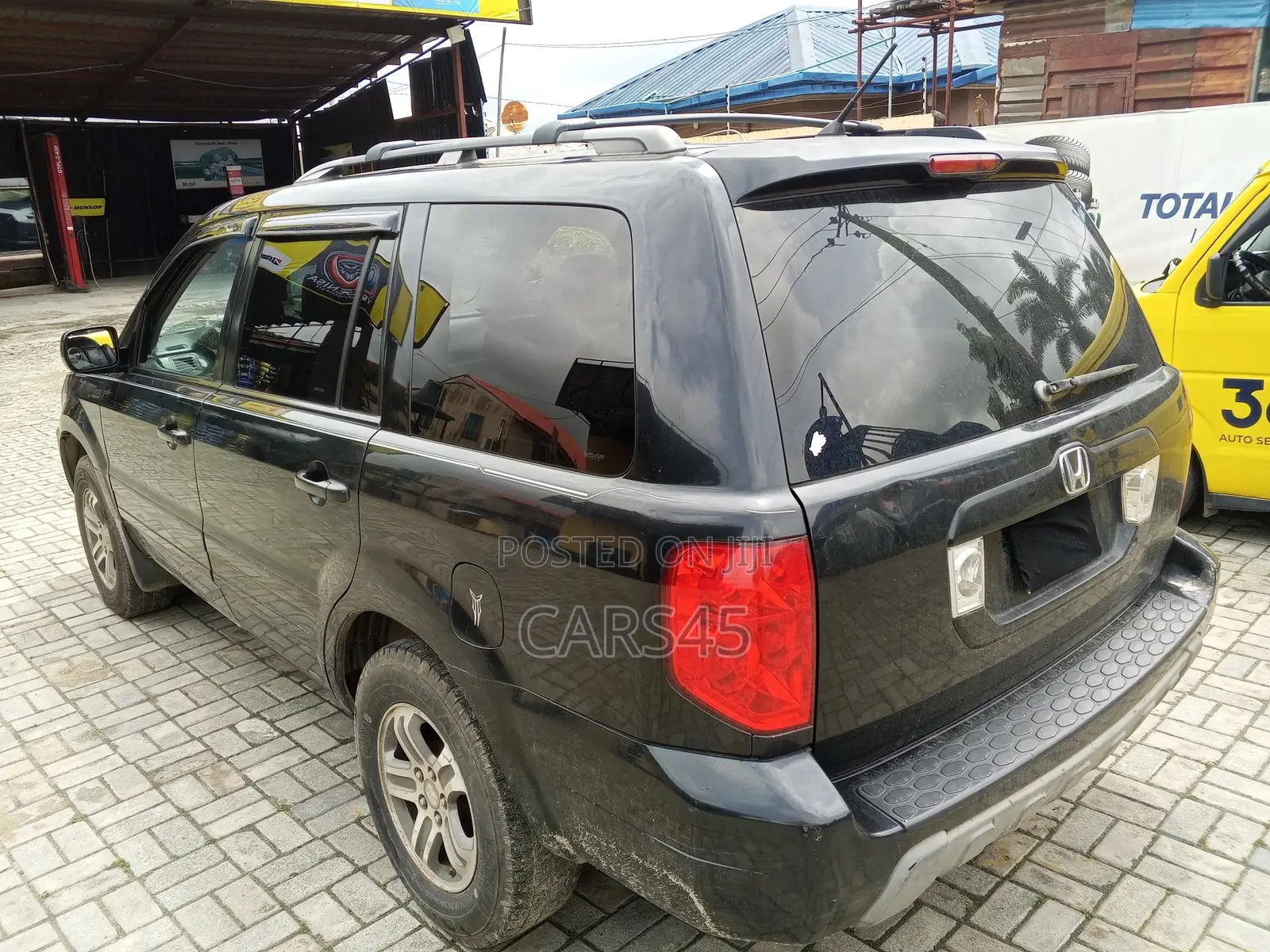 Honda Pilot 2004 Black