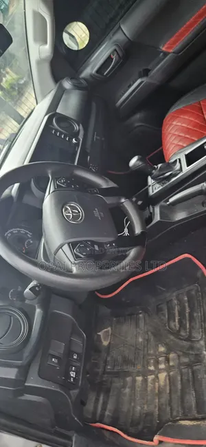 Toyota Tacoma 2021 Gray