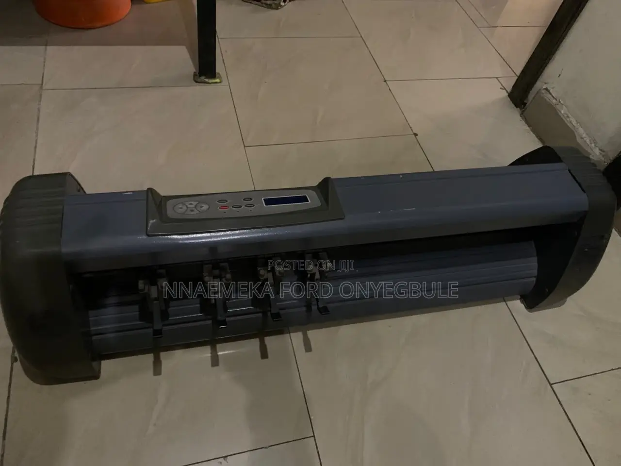 Fairly 2ft Vinyl Cutting Plotter Machine (28-Inch) – Excellent Working