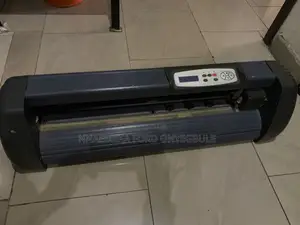 Fairly 2ft Vinyl Cutting Plotter Machine (28-Inch) – Excellent Working