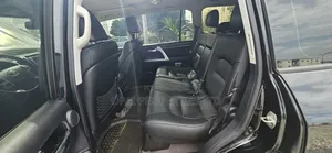 Toyota Land Cruiser 2016 Black