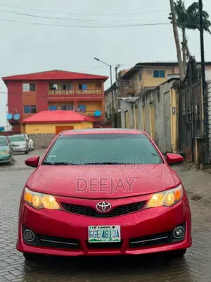 Toyota Camry 2013 Red