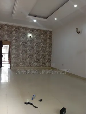 2bdrm Block of Flats in Apollo Estate Off for rent