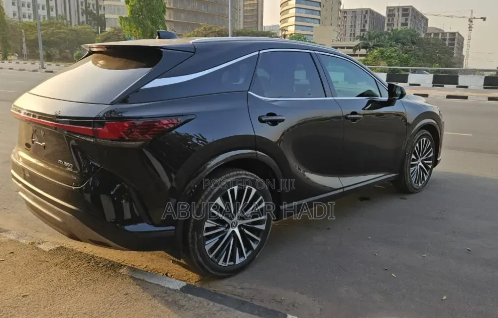 Lexus RX 2023 Black