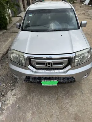 Honda Pilot 2010 Silver