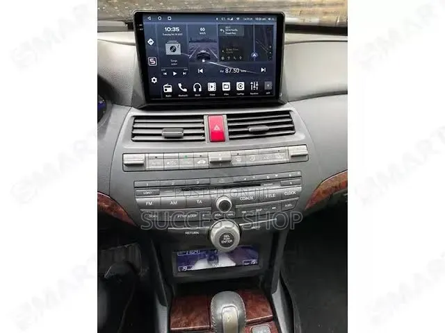 Honda Crosstour Android Player + Reverse Camera