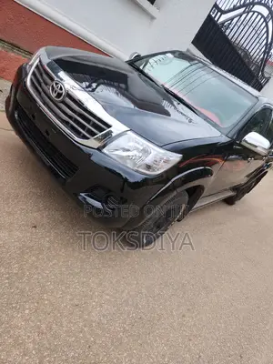 Toyota Hilux 2.0 VVT-i 2012 Black
