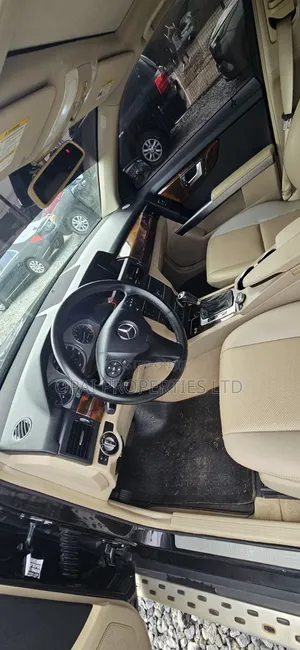 Mercedes-Benz GLK-Class 2012 Black