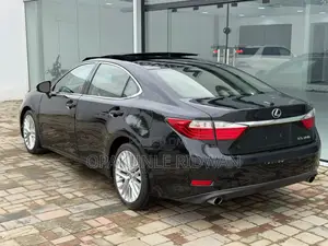 Lexus ES 2014 Black