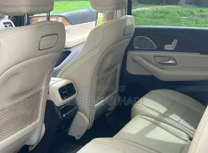 Mercedes-Benz GLE-Class 2021 Green