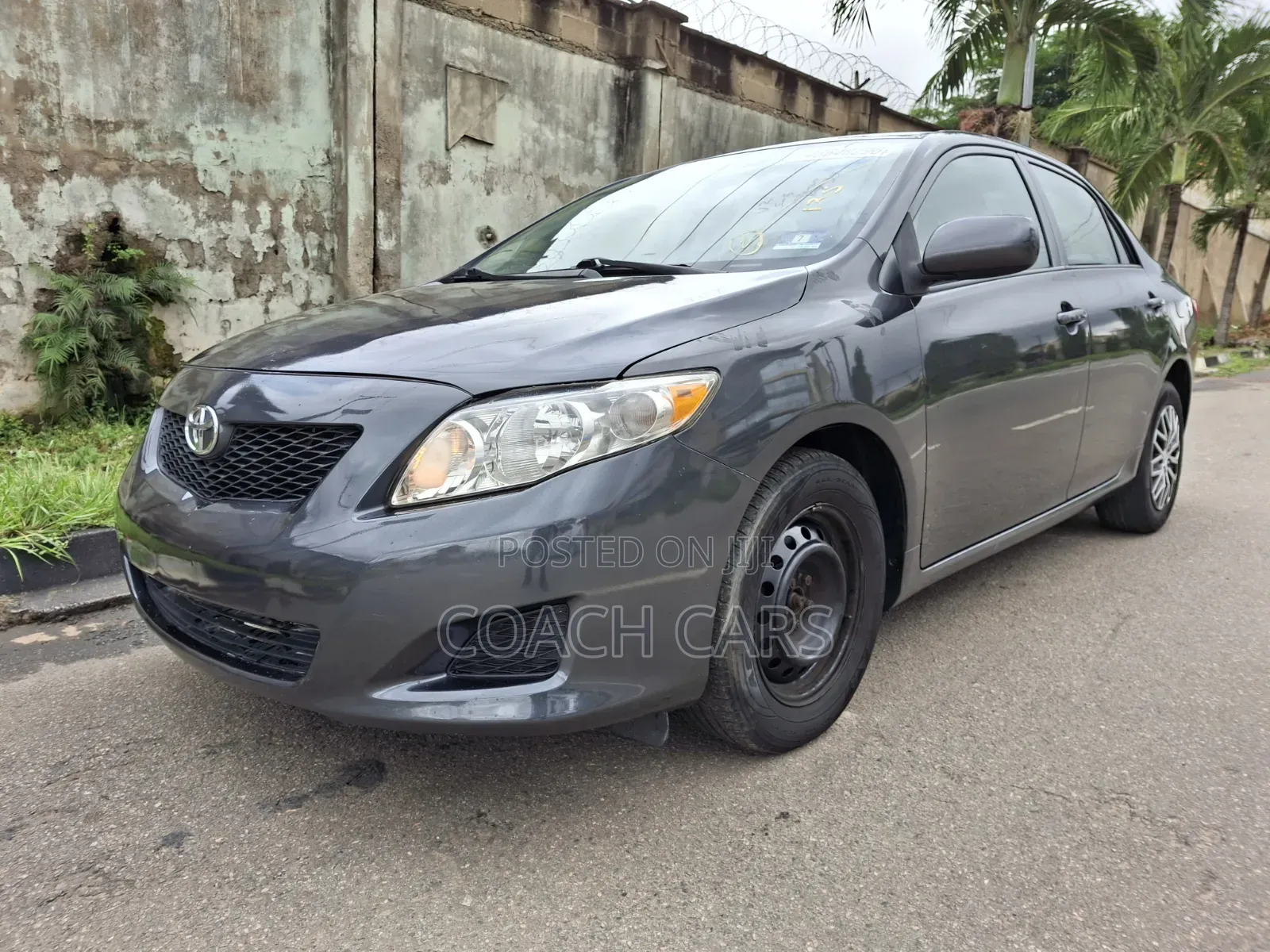 Toyota Corolla 2010 Gray