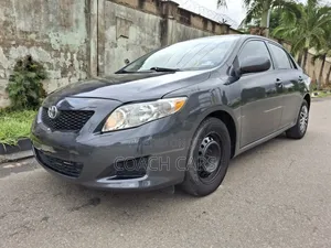 Toyota Corolla 2010 Gray