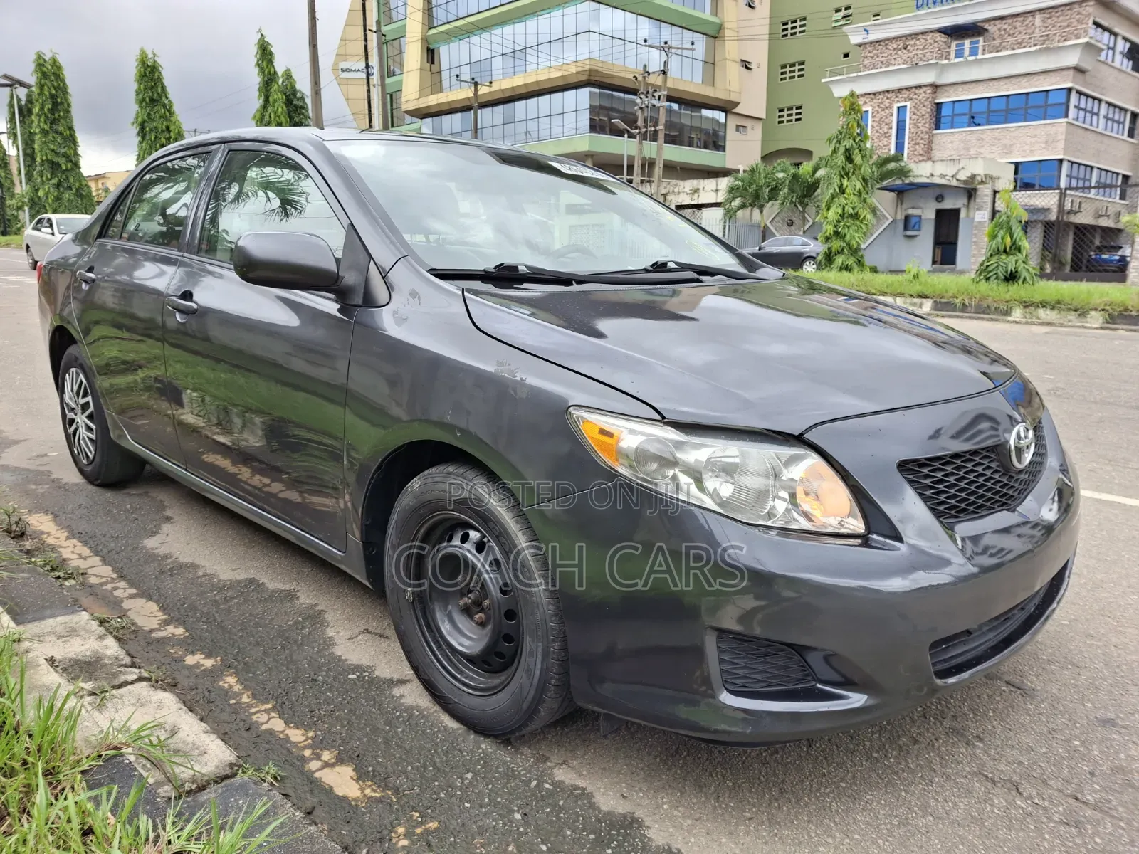 Toyota Corolla 2010 Gray
