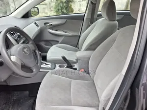 Toyota Corolla 2010 Gray