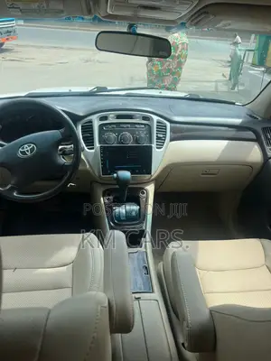 Toyota Highlander 2005 White
