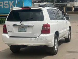 Toyota Highlander 2005 White