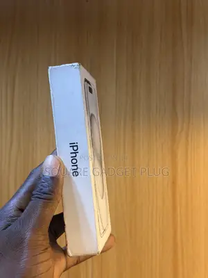 New Apple iPhone 15 128 GB Black