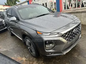 Hyundai Santa Fe SE AWD 2018 Gray