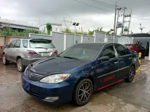 Toyota Camry 2004 Blue