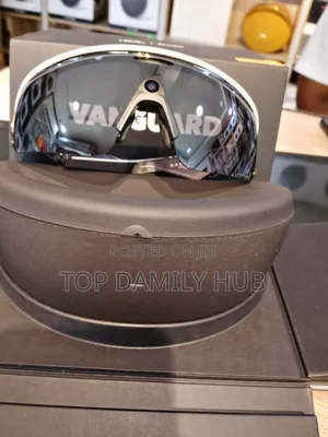 Oakley Meta Vanguard Smart Glass