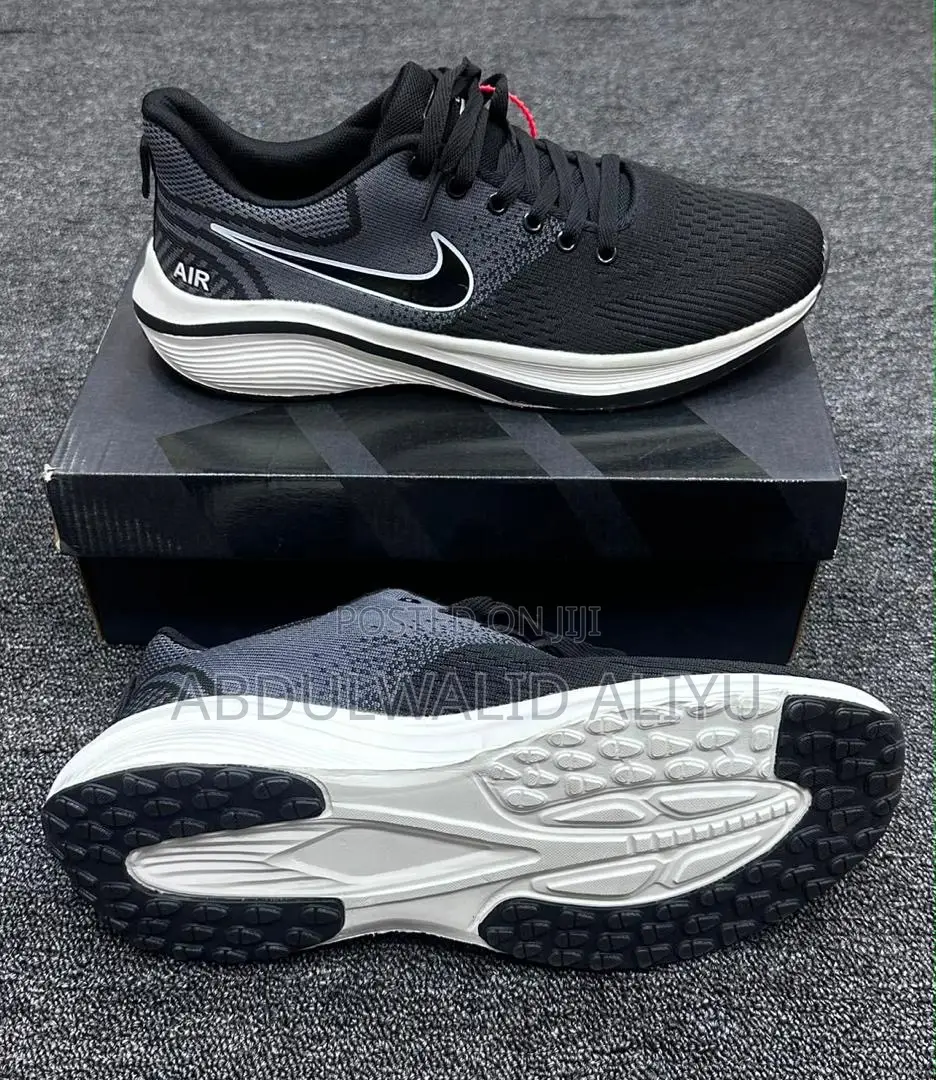 Top Sneakers