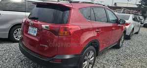 Toyota RAV4 2014 Red