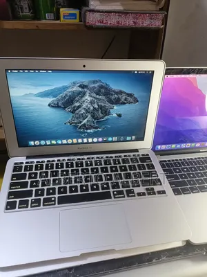 Laptop Apple MacBook Pro 2017 8GB Intel Core i5 SSD 256GB