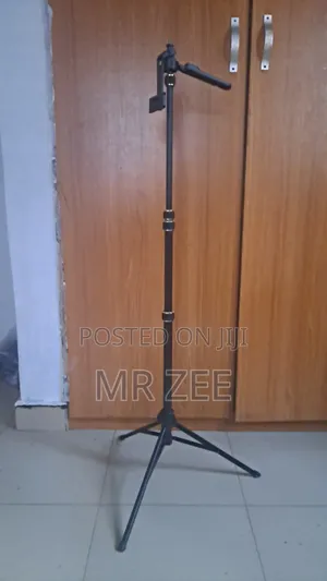 Tripod Stand