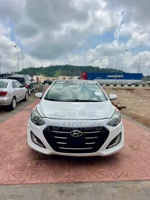 Hyundai Elantra 2014 White