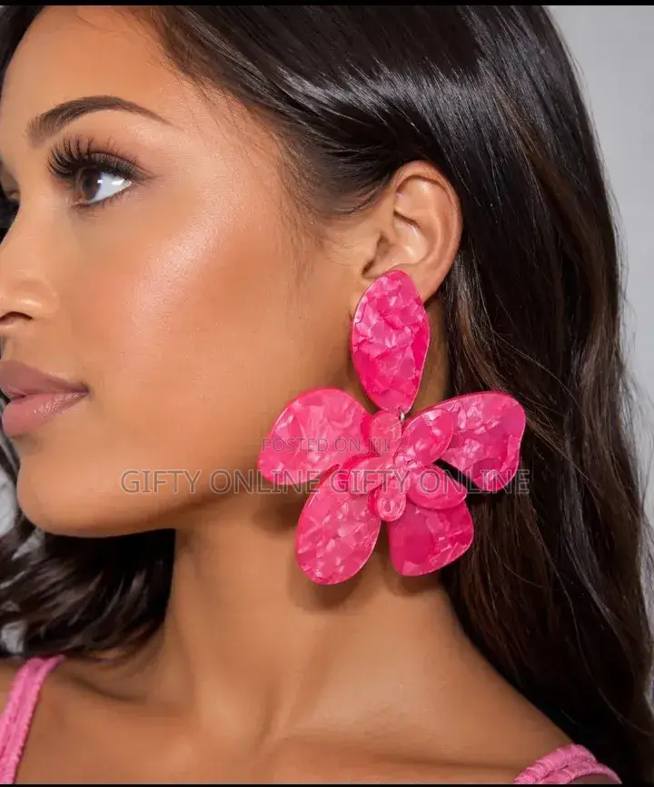 Ladies Earing