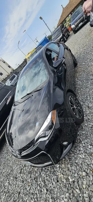 Toyota Corolla 2014 Black