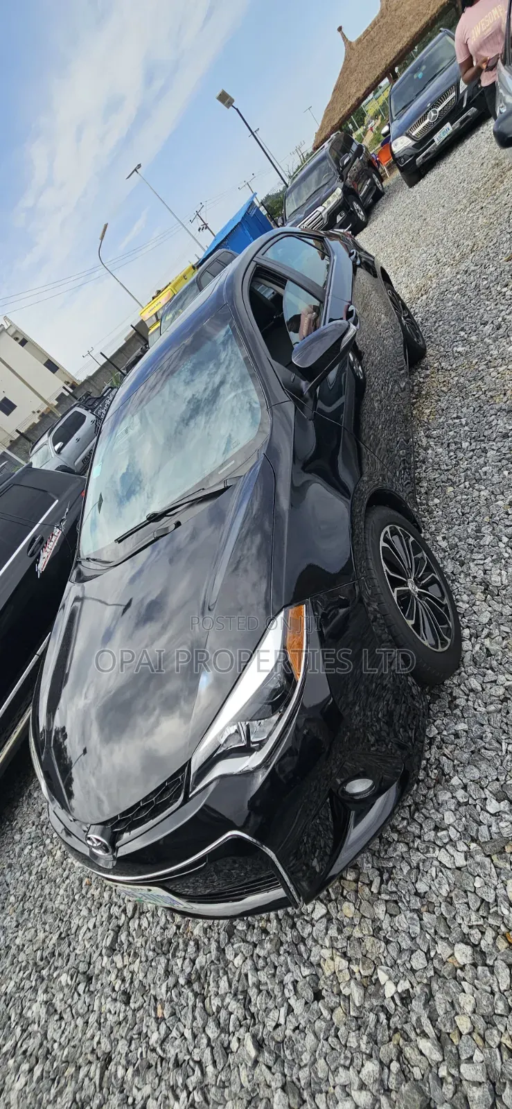 Toyota Corolla 2014 Black