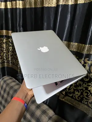 Laptop Apple MacBook Air 2017 8GB Intel Core i5 SSD 256GB