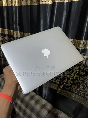Laptop Apple MacBook Air 2017 8GB Intel Core i5 SSD 256GB