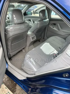 Toyota Camry LE 4dr Sedan (2.5L 4cyl 6AM) 2010 Blue