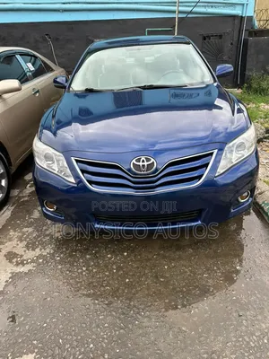 Toyota Camry LE 4dr Sedan (2.5L 4cyl 6AM) 2010 Blue