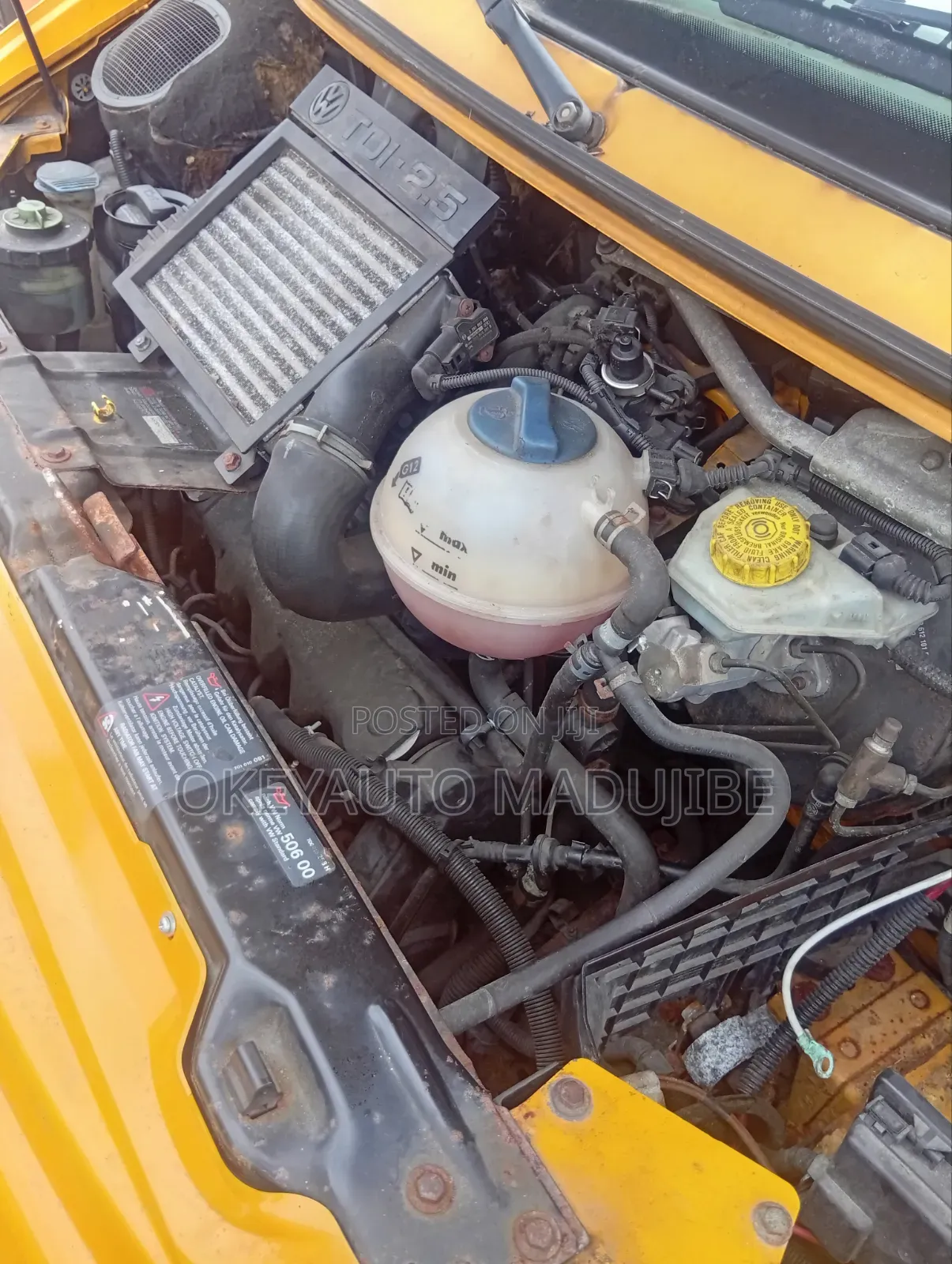 Volkswagen Transporter 2005 Yellow